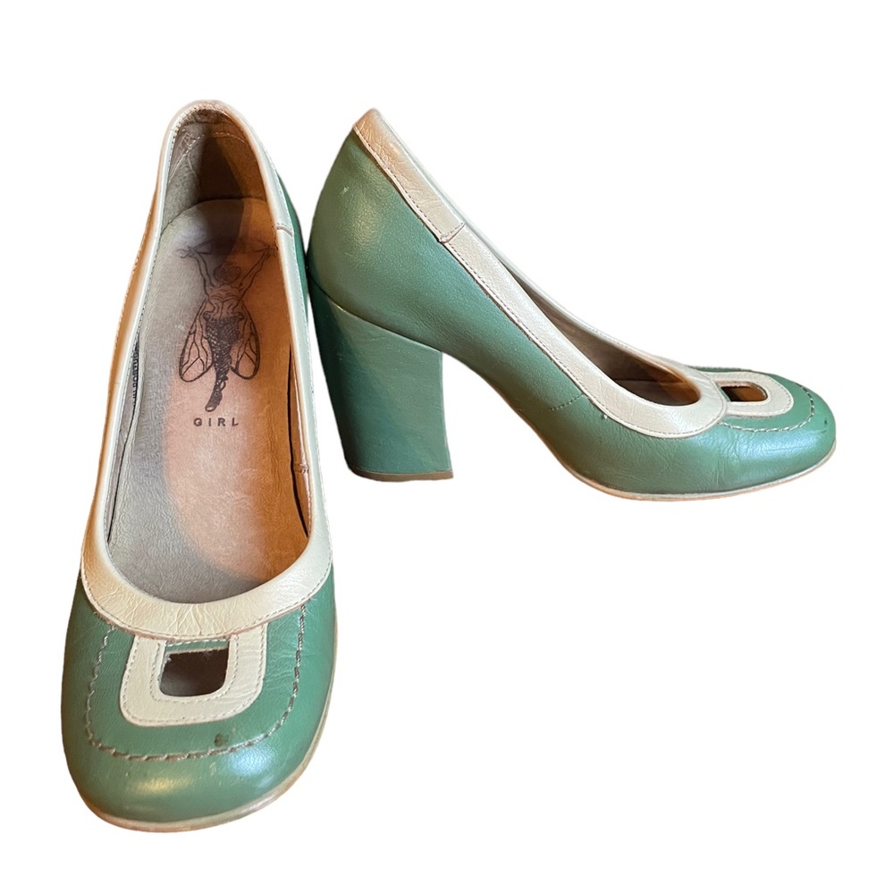 Fly London Fly Girl Sage Green & Cream Square Toe Pumps size 38.